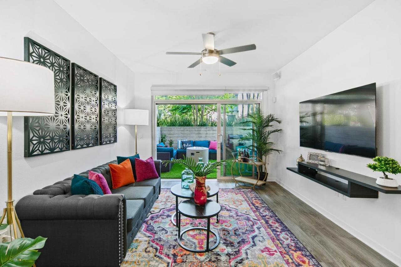 Fairfax District Chic City Oasis 2 Bedroom Apt With Den 136 로스앤젤레스 외부 사진