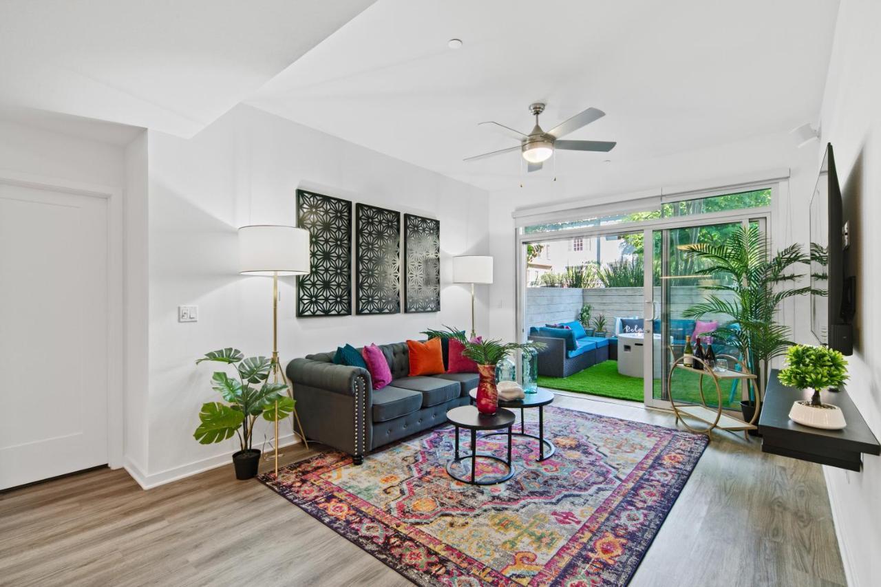 Fairfax District Chic City Oasis 2 Bedroom Apt With Den 136 로스앤젤레스 외부 사진