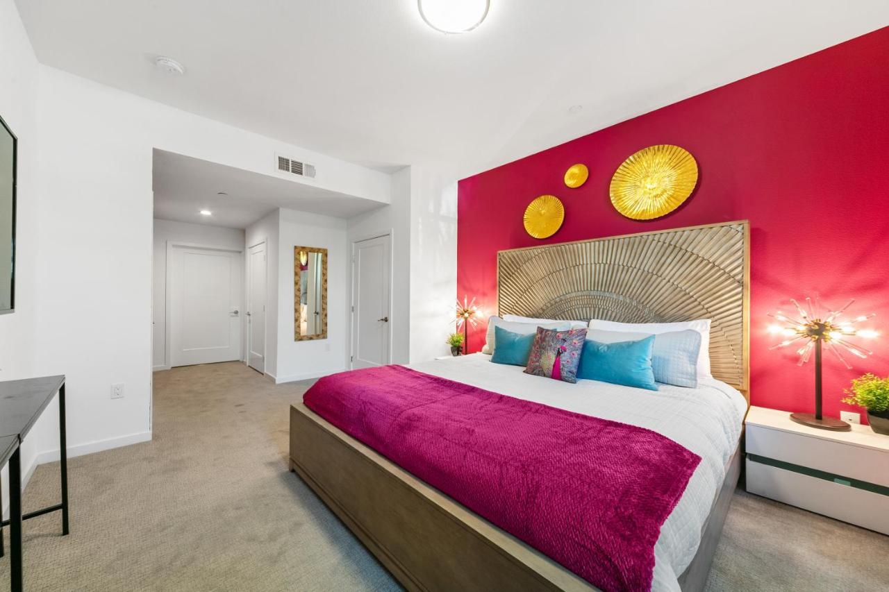 Fairfax District Chic City Oasis 2 Bedroom Apt With Den 136 로스앤젤레스 외부 사진