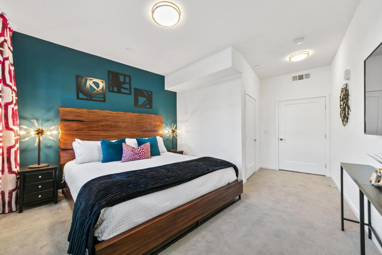 Fairfax District Chic City Oasis 2 Bedroom Apt With Den 136 로스앤젤레스 외부 사진